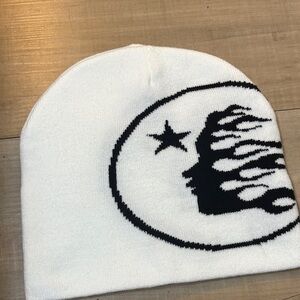 White Knit Beanie with Black Star Profile Graphic